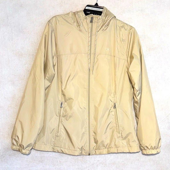 Calvin Klein Men’s Raincoat Jacket Sz M Hooded Beige Full Zip Two Pockets - Picture 5 of 13
